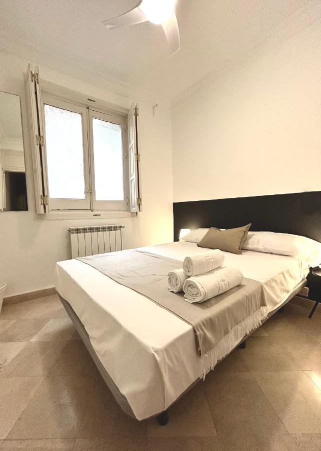 Villa Rooms Madrid Bagian luar foto